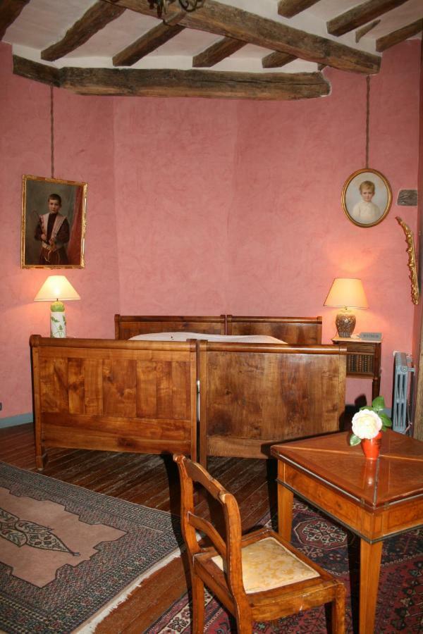 Chateau De La Roche Martel Bed and Breakfast Roiffé Buitenkant foto